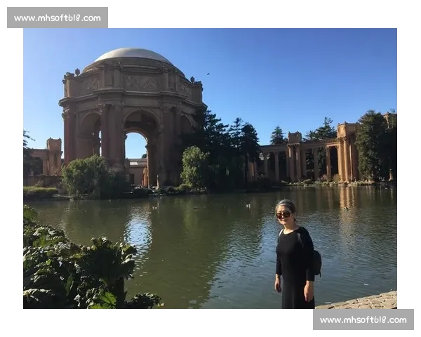 高清畅享意甲直播盛宴感受绿茵激情见证豪门巅峰对决 - 副本 - 副本 (4) - 副本